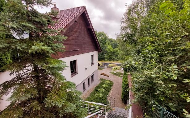 Przestronny i nowoczesny dom w Kobysewie, 205m2 5357841