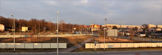 biurowiec_Lotnicza_Na Ostatnim Groszu_Legnicka_Milenijna